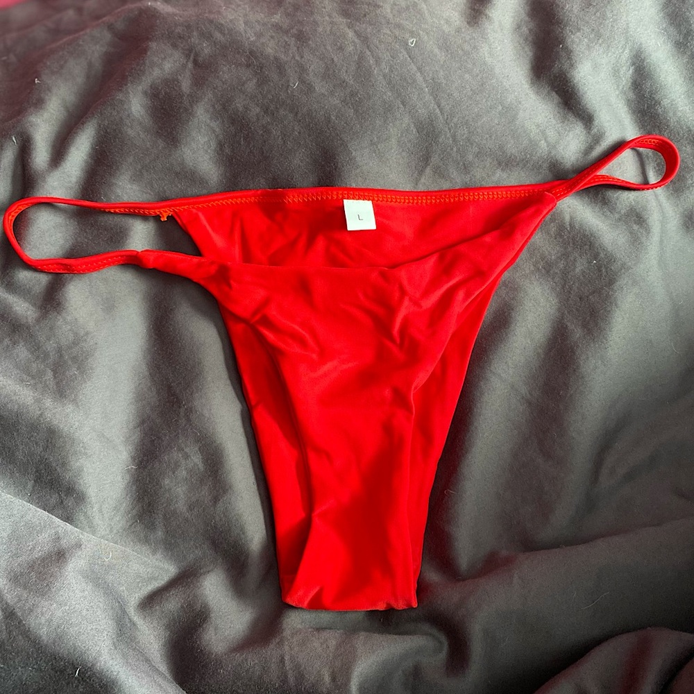 ROMWE Bikini Bottoms - Size Large